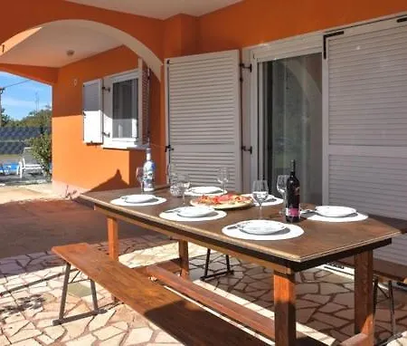 Petra Villa